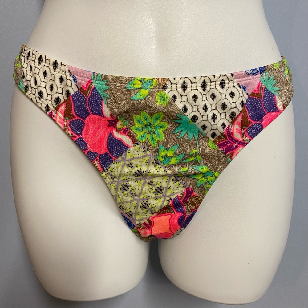 Victoria’s Secret bikini bottoms